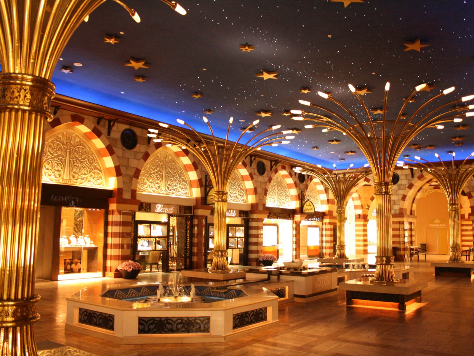 DUBAI SHOPPING